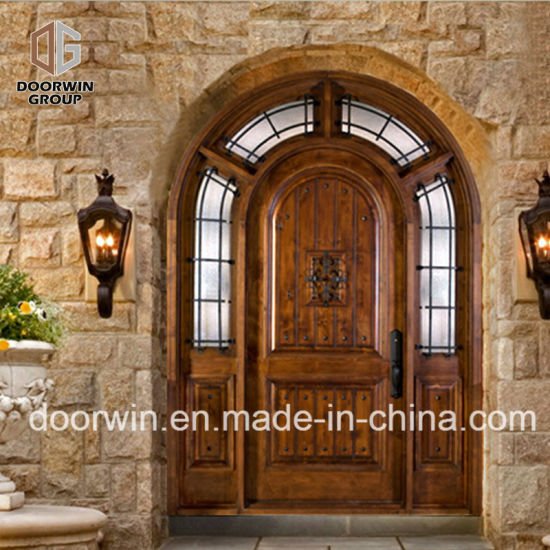Church Gate Style Design Exterior Wood Front Doors with Top Carving Glass - China Church Gate Style Doors, Top Carving Glass Doors - Doorwin Group Windows & Doors