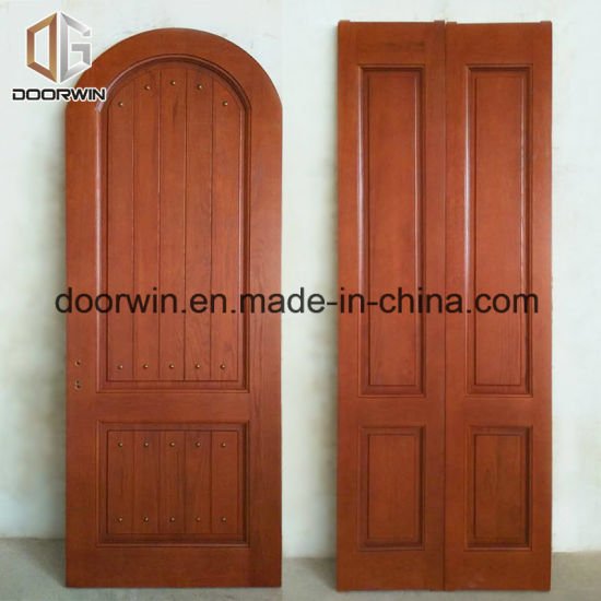 Red Oak Wood Arched Top Front Entrance Door with Copper Nail - China Sliidng Interior Door, Two- Fixed Casement Doors - Doorwin Group Windows & Doors