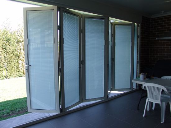 Thermal Break Aluminum Built-in Shutter Folding Doors - China bifold door, bifolding door - Doorwin Group Windows & Doors